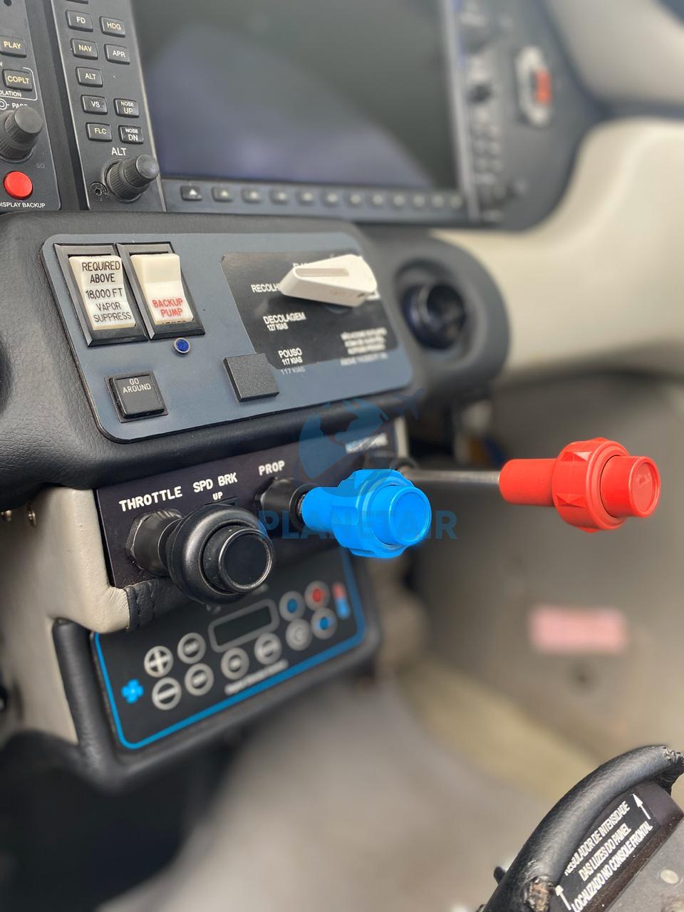 Cessna Aircraft LC4-550FG – Columbia 400 – Ano 2006 – 1.250 Horas Totais