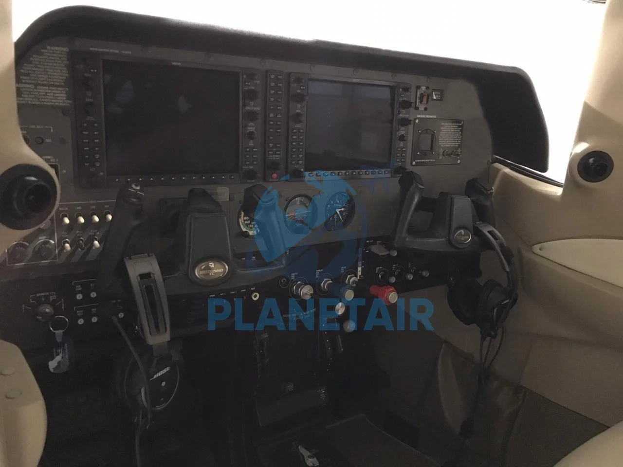 Cessna T206H Stationair TC – Ano 2010 – 2.975 Horas Totais.