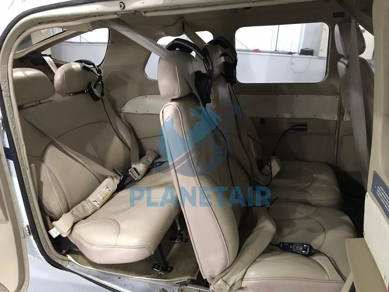 Cessna T206H Stationair TC – Ano 2010 – 2.975 Horas Totais.
