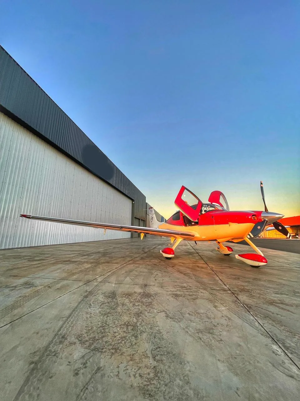 Cirrus SR22 GTSx TURBO – Ano 2008 -2.700 Horas Totais