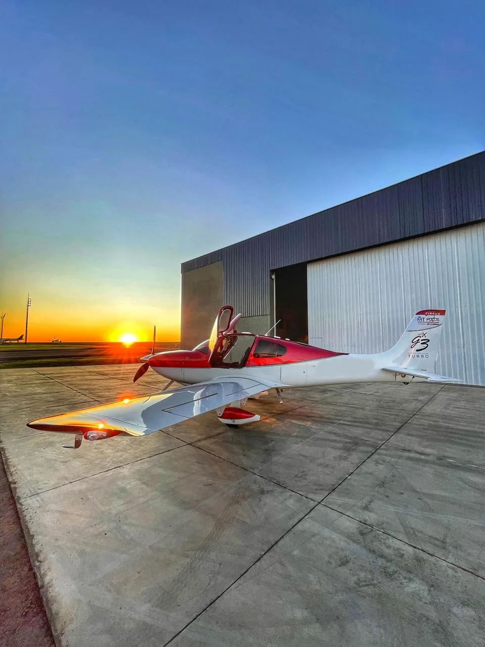 Cirrus SR22 GTSx TURBO – Ano 2008 -2.700 Horas Totais