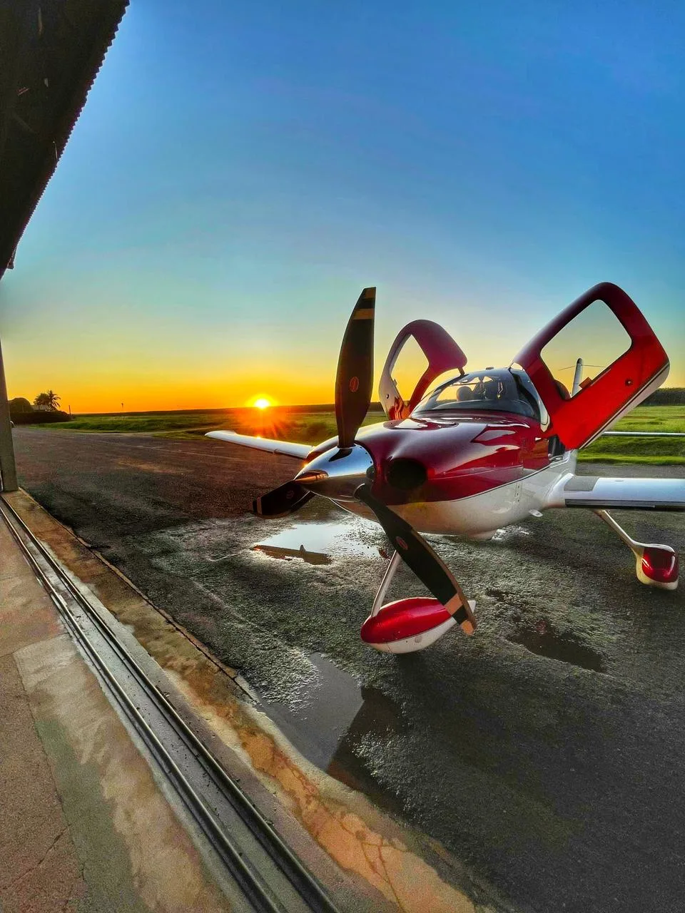 Cirrus SR22 GTSx TURBO – Ano 2008 -2.700 Horas Totais