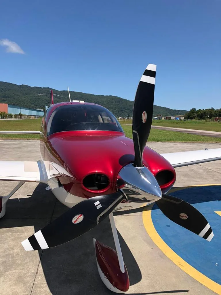Cirrus SR22 GTSx TURBO – Ano 2008 -2.700 Horas Totais