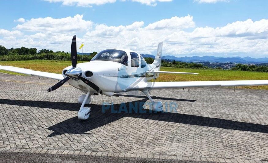 Cirrus SR20 G3 – Ano 2008 – 3.300 Horas Totais