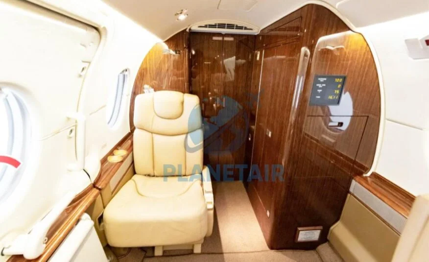 BEECHCRAFT BEECHJET 400A – ANO 1999 – 7.664 H.T.