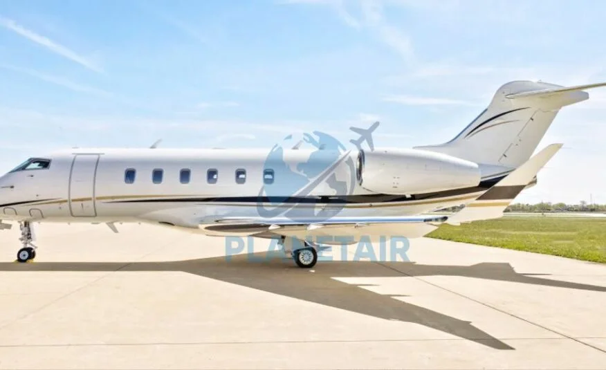 BOMBARDIER CHALLENGER 350 – ANO 2015 – 523 H.T.