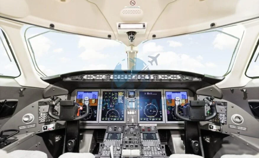 BOMBARDIER CHALLENGER 350 – ANO 2015 – 523 H.T.