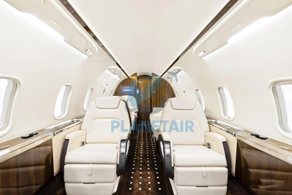 BOMBARDIER CHALLENGER 350 – ANO 2015 – 523 H.T.