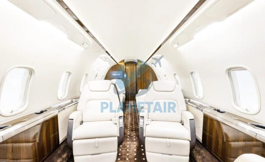BOMBARDIER CHALLENGER 350 – ANO 2015 – 523 H.T.