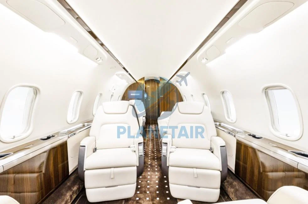 BOMBARDIER CHALLENGER 350 – ANO 2015 – 523 H.T.