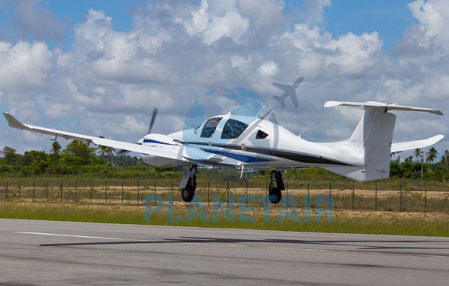 Avião Bimotor Diamond DA62 – Ano 2020 – 300 horas totais