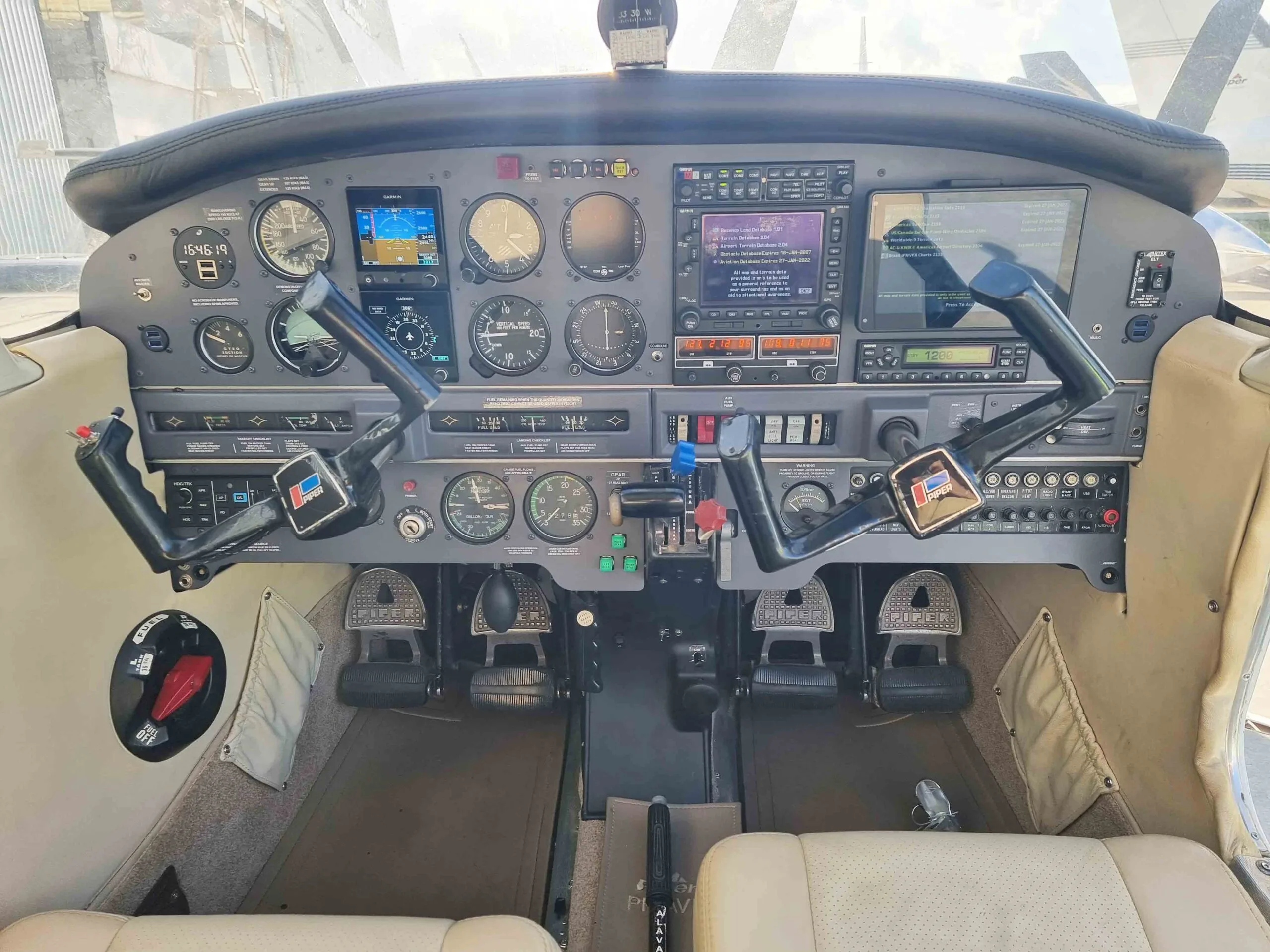 Avião Piper Arrow Turbo III – Ano 1977 – 3.200 Horas Totais