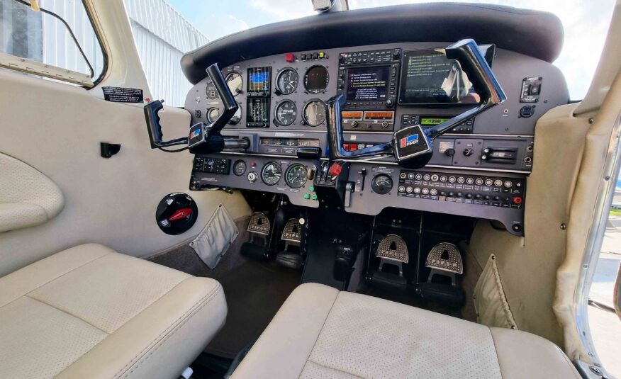 Avião Piper Arrow Turbo III – Ano 1977 – 3.200 Horas Totais