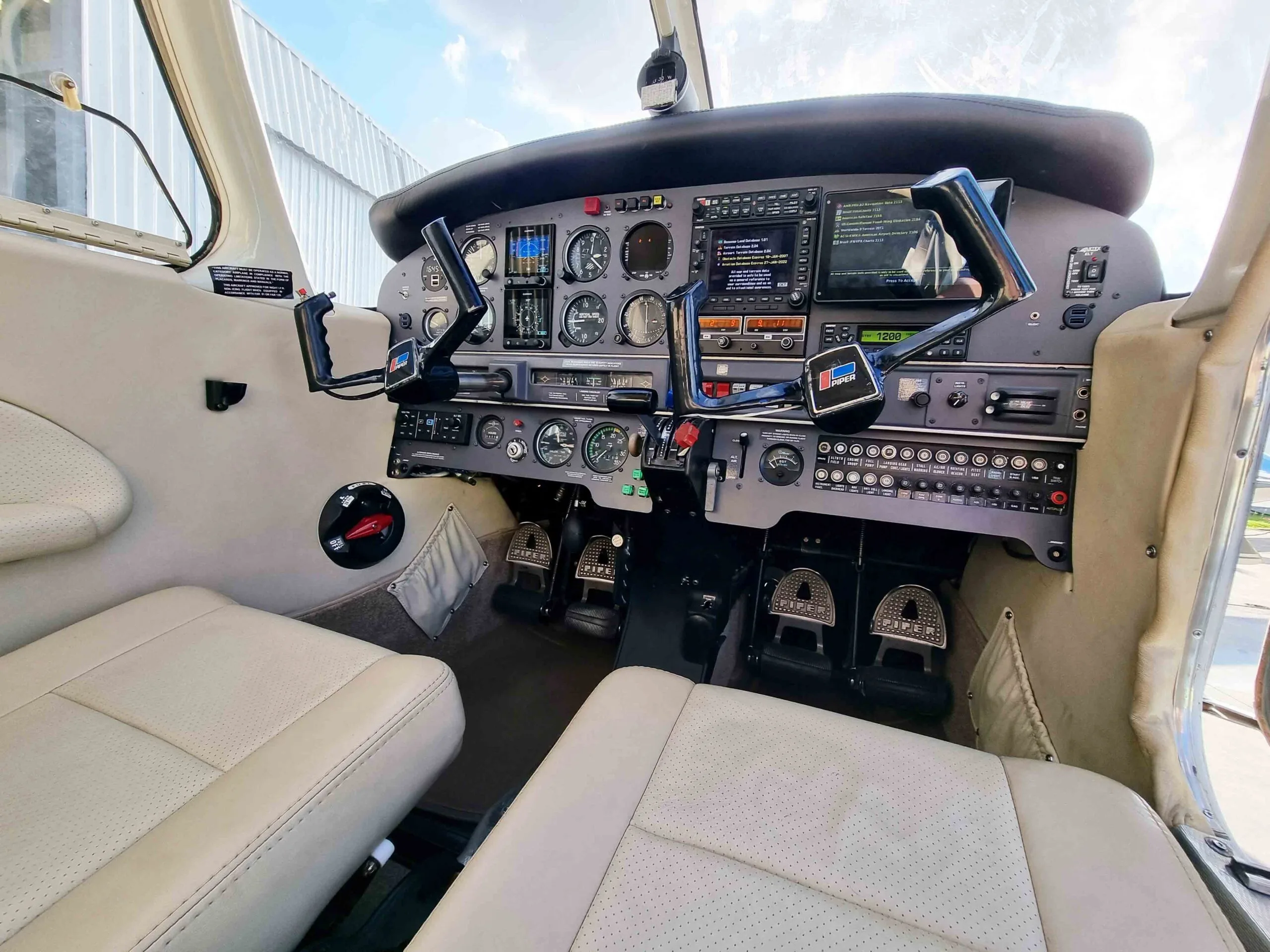 Avião Piper Arrow Turbo III – Ano 1977 – 3.200 Horas Totais