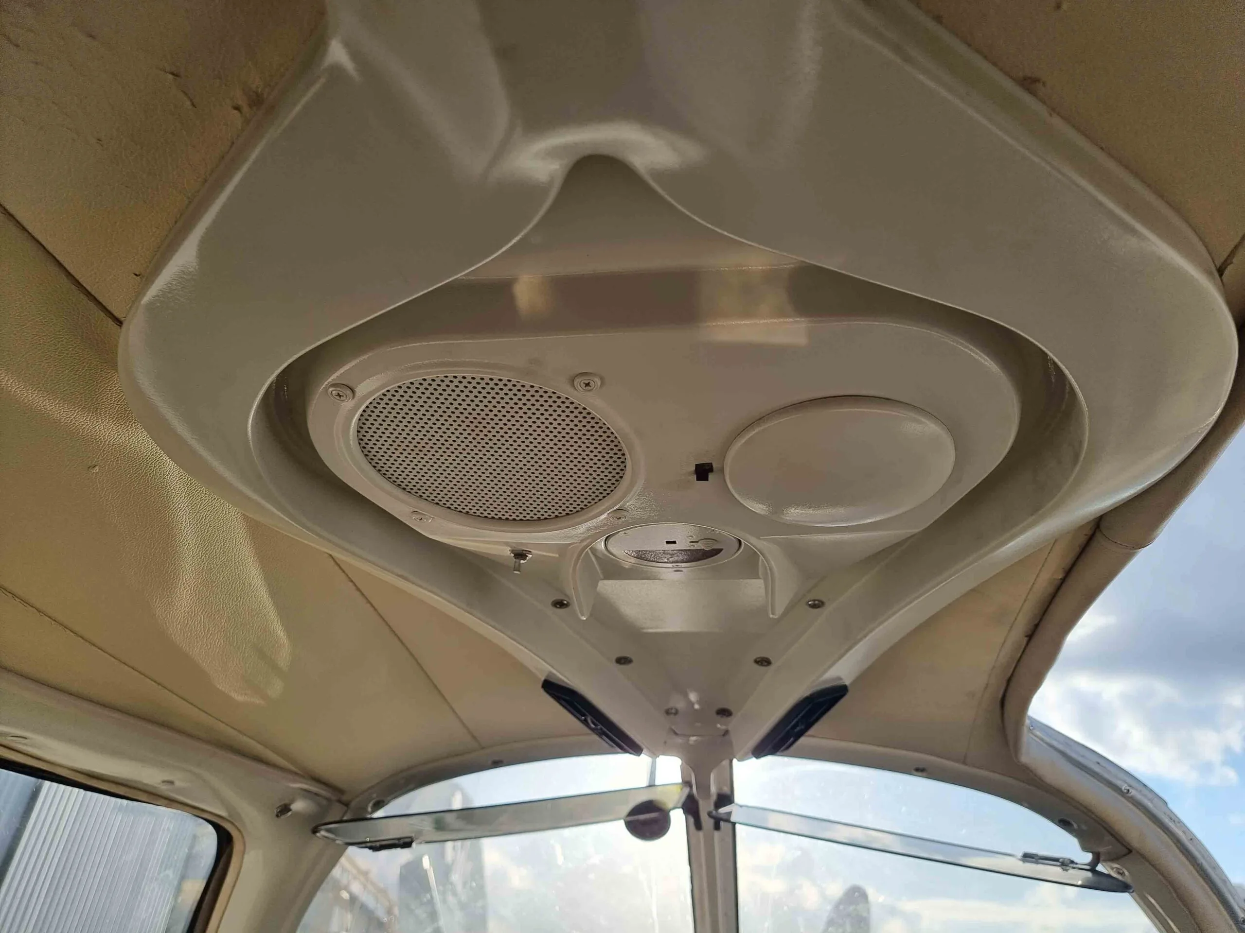 Avião Piper Arrow Turbo III – Ano 1977 – 3.200 Horas Totais