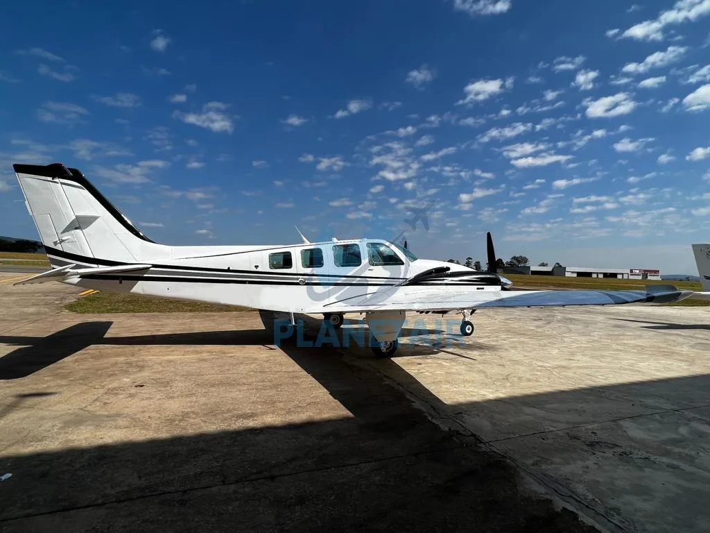 Beechcraft Baron 58 – Ano 1990 – 4.795 H.T.