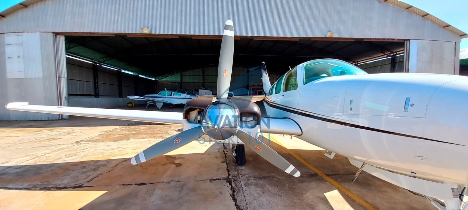 Beechcraft Baron 58 – Ano 1979 – 2.850 H.T.