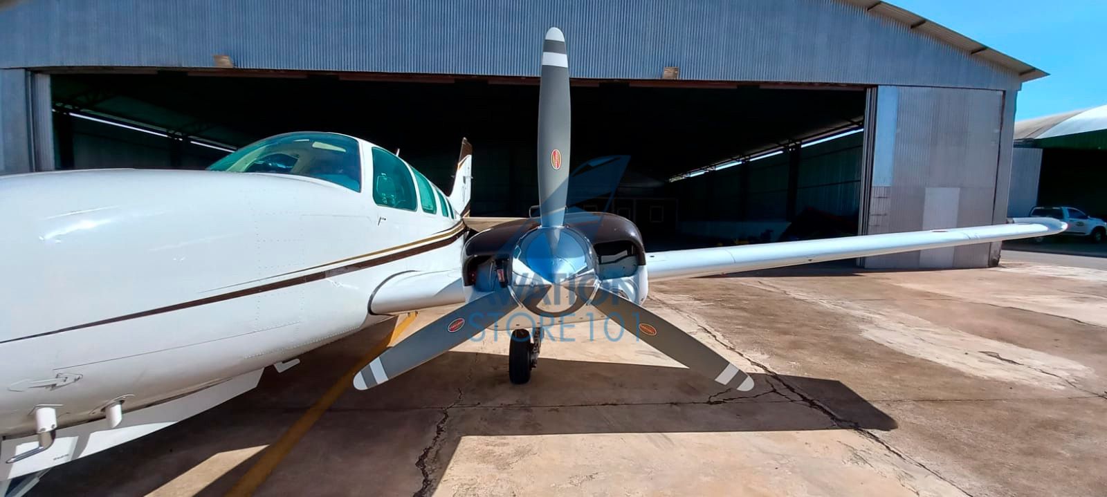 Beechcraft Baron 58 – Ano 1979 – 2.850 H.T.