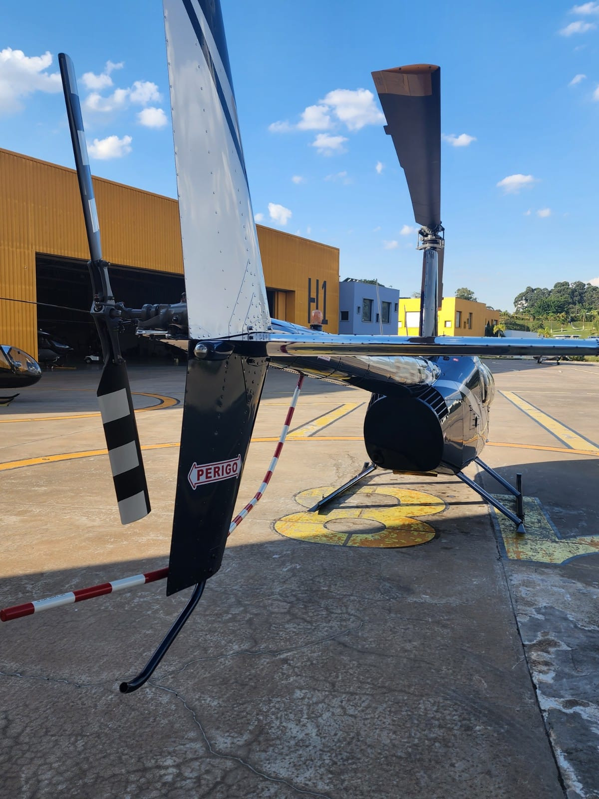 Robinson R44 Raven II – Ano 2008 – 2.300 H.T.