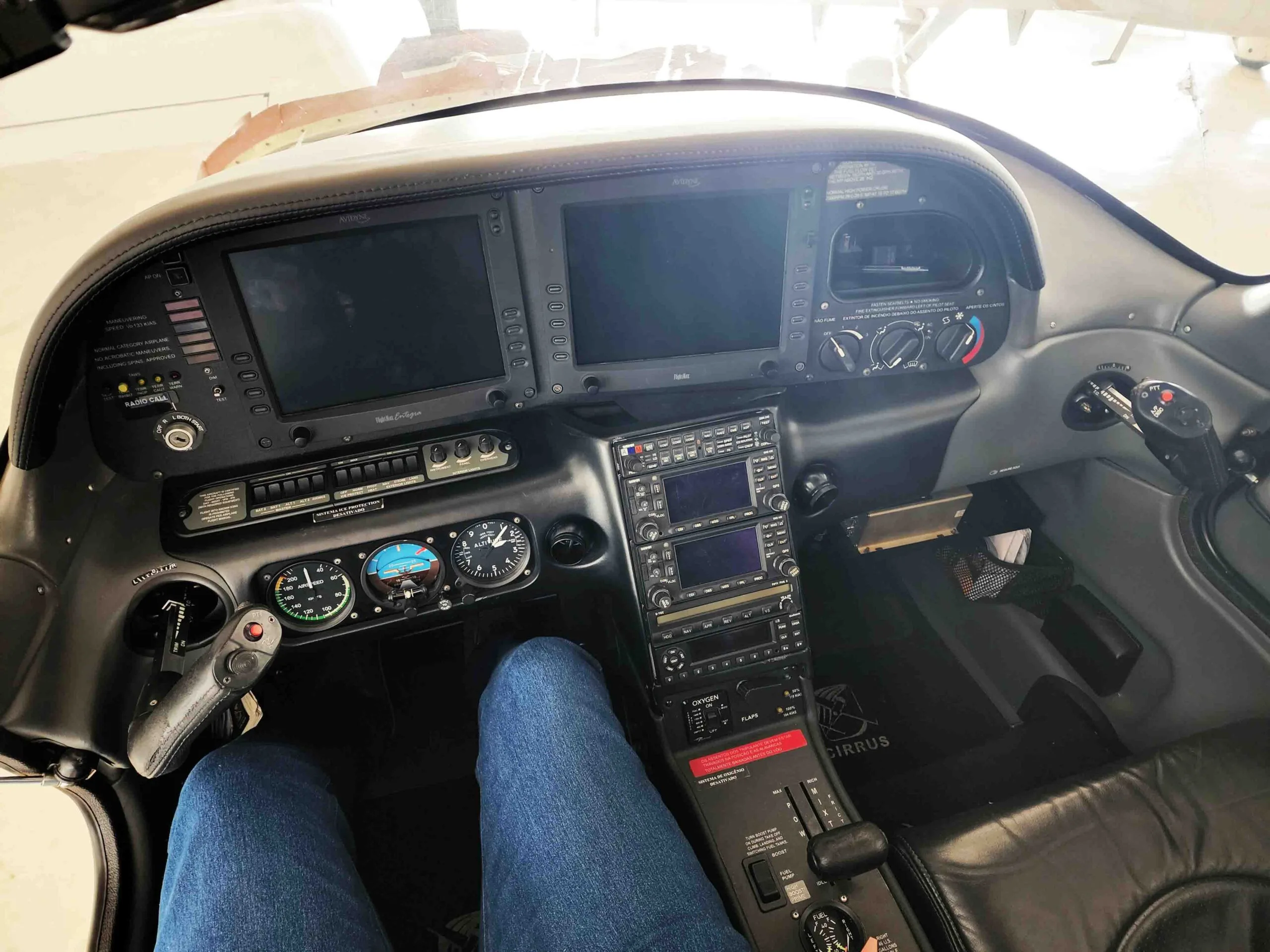 Cirrus SR22 G3 GTS-X Turbo – Ano 2007 – 1920 horas totais