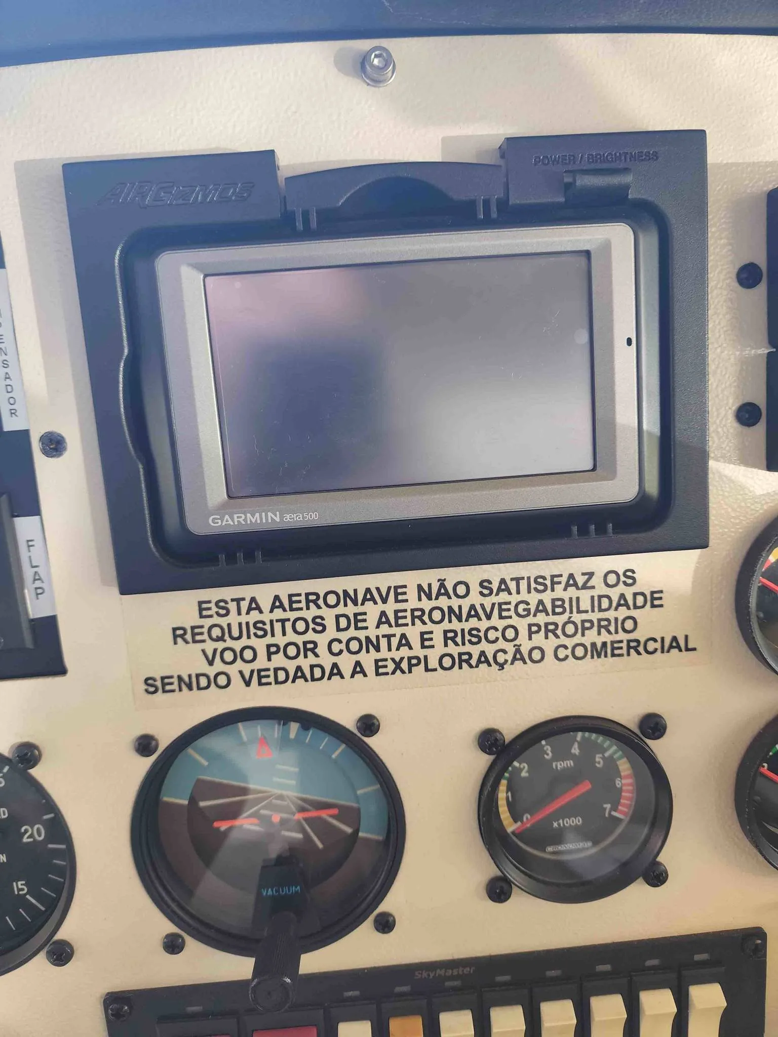 Avião Inpaer Conquest 180 – Ano 2014 – 400 horas