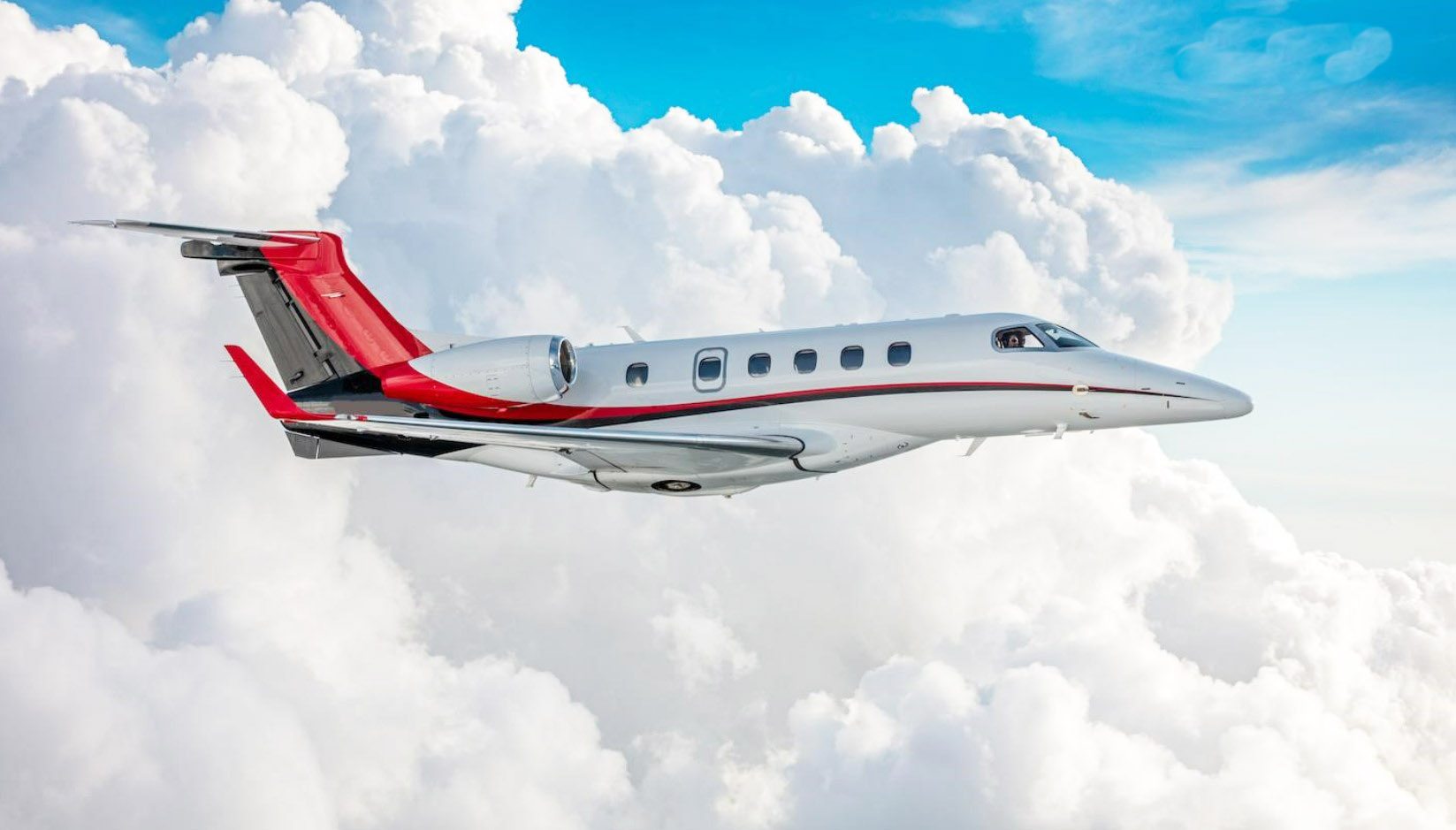 Embraer Phenom 300 – Ano 2012 – 1.900 Horas Totais