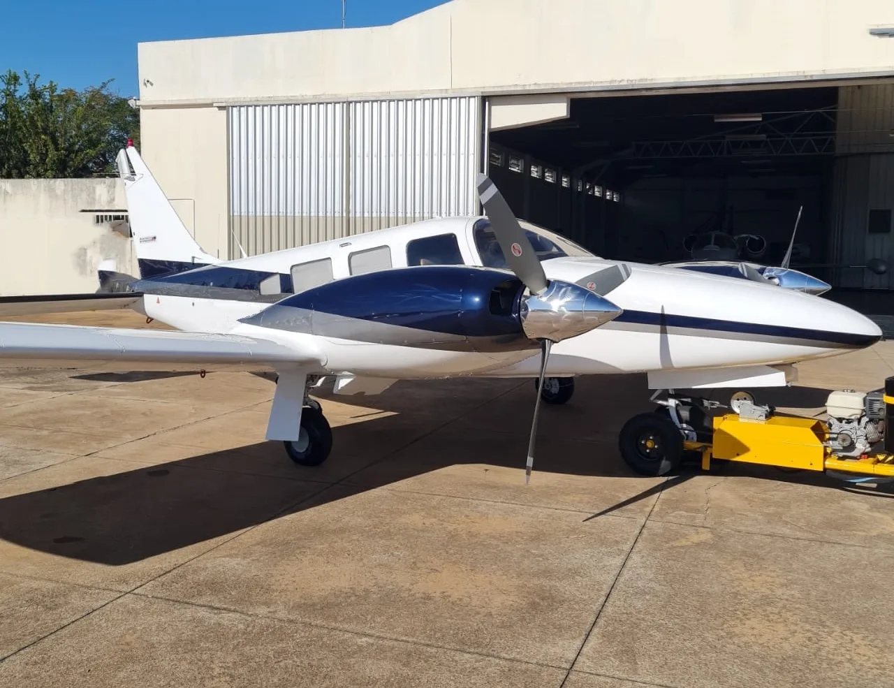 Avião Bimotor Embraer Seneca III EMB-810D – Ano 1991 – 3.780 H.T.