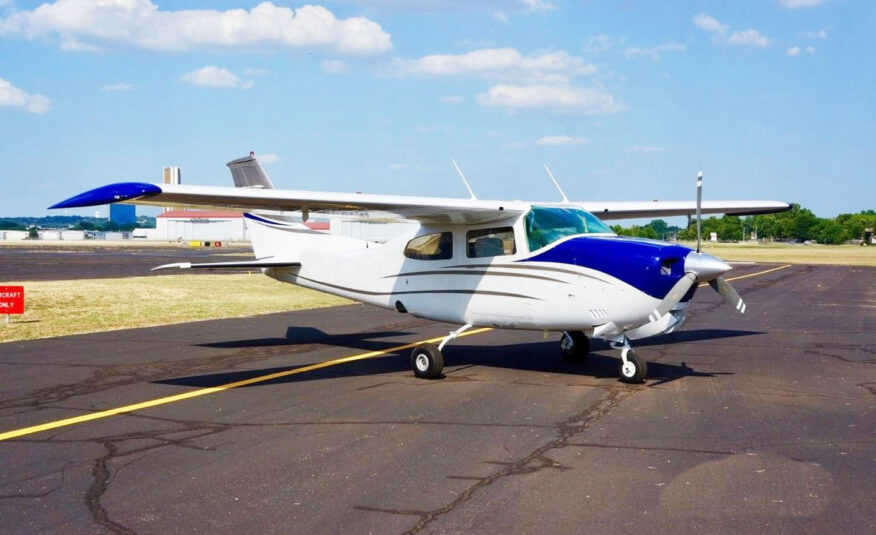 Avião Cessna 210L – Ano 1975 – 5700 horas totais