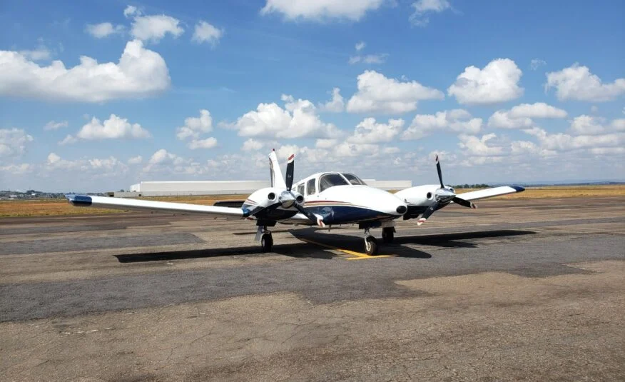 Avião Bimotor Piper Seneca II PA-34-200T – Ano 1980 – 4.000 H.T.