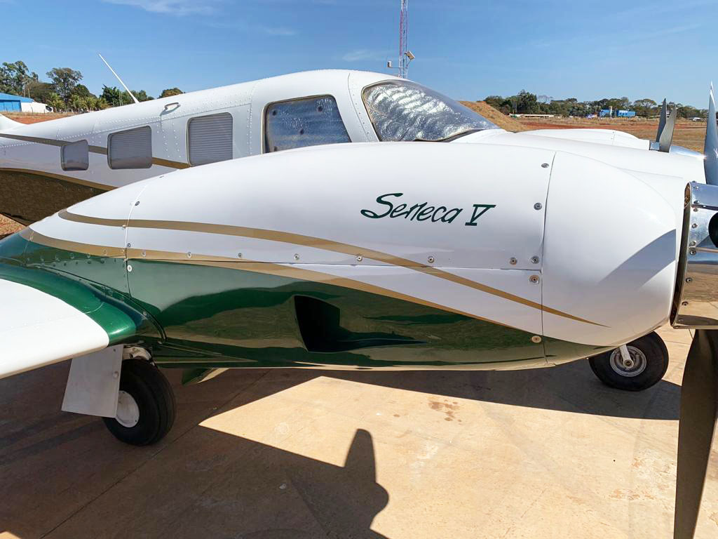 Piper Aircraft Seneca V PA-34-220T – Ano 2001 – 1900 H.T.