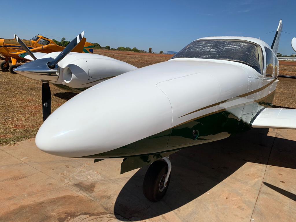 Piper Aircraft Seneca V PA-34-220T – Ano 2001 – 1900 H.T.
