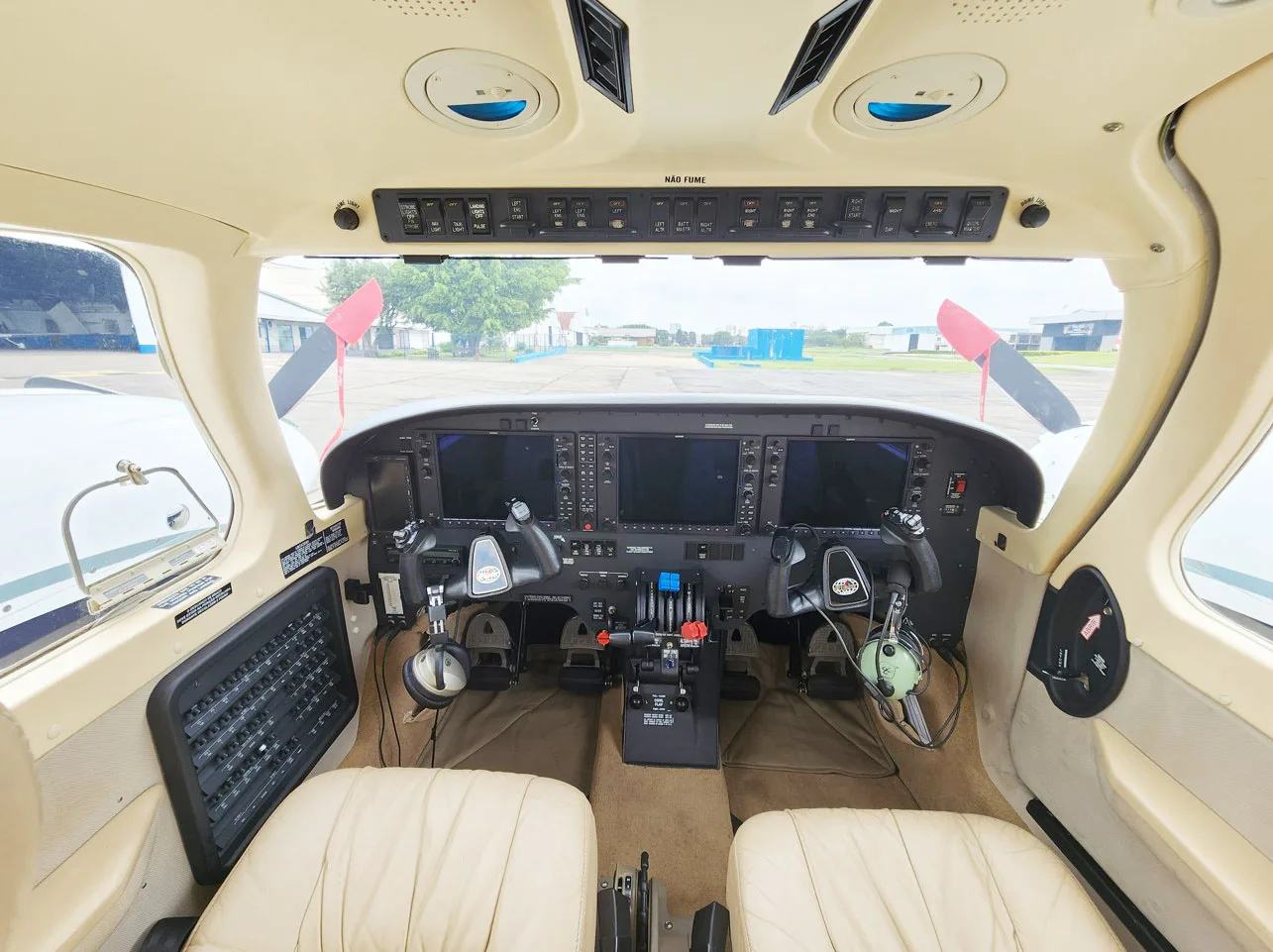 Piper Aircraft Seneca V PA-34-220T – Ano 2013 – 920 H.T.