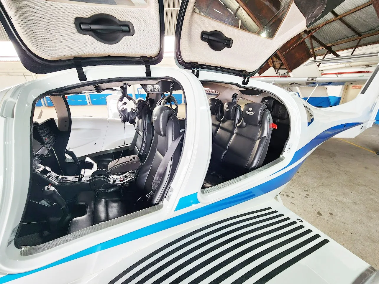 Avião Bimotor Diamond DA62 – Ano 2018 – 1.300 horas totais