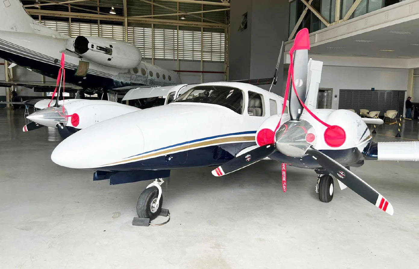 Avião Piper Seneca V PA-34-220T – Ano 2008 – 1.520 H.T.