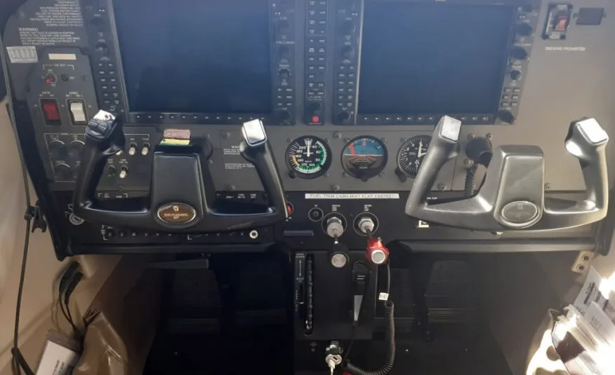 Cessna Aircraft 172 SP – Ano 2008 – 1.030 H.T.