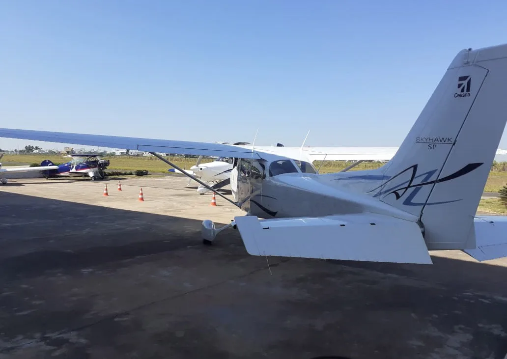 Cessna Aircraft 172 SP – Ano 2008 – 1.030 H.T.