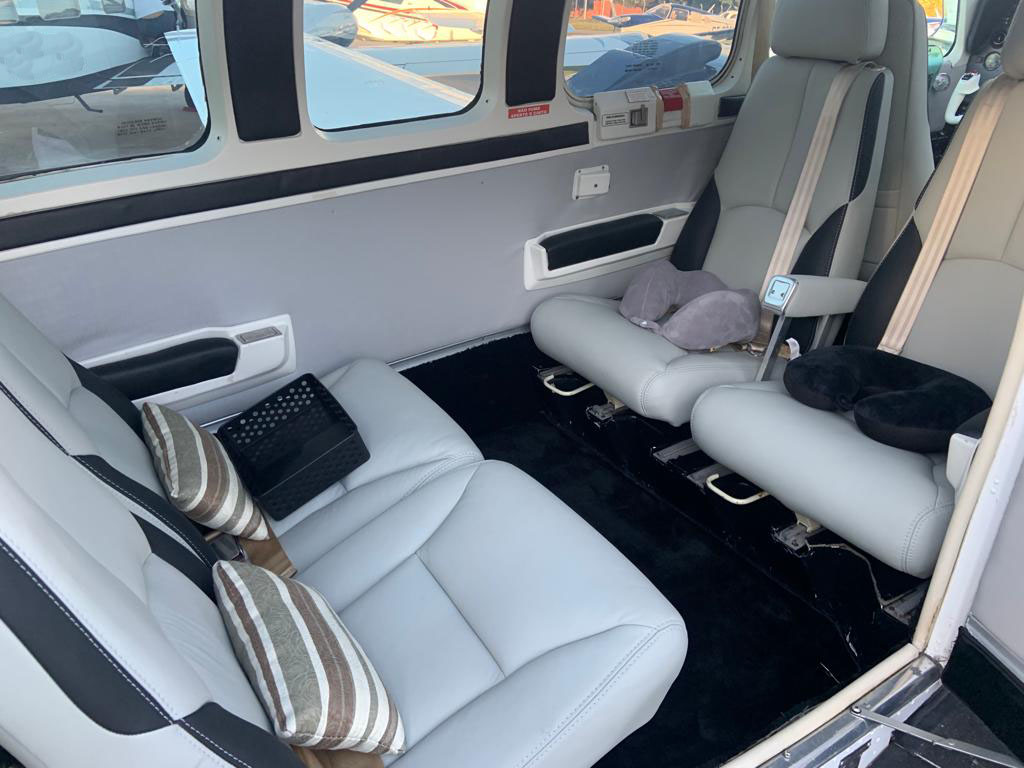 Avião Beechcraft Baron B58 Ano 1984