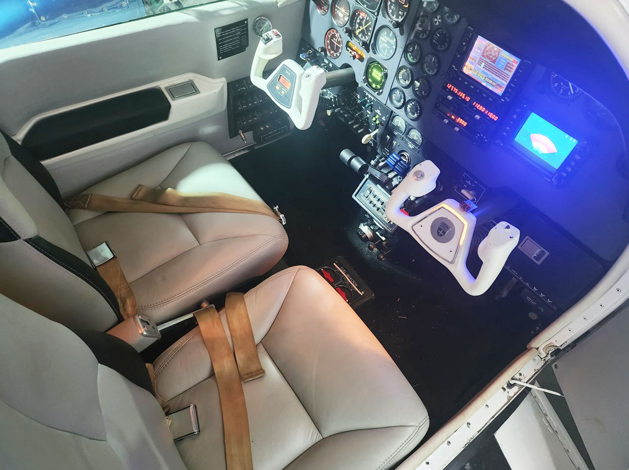 Avião Beechcraft Baron B58 Ano 1984