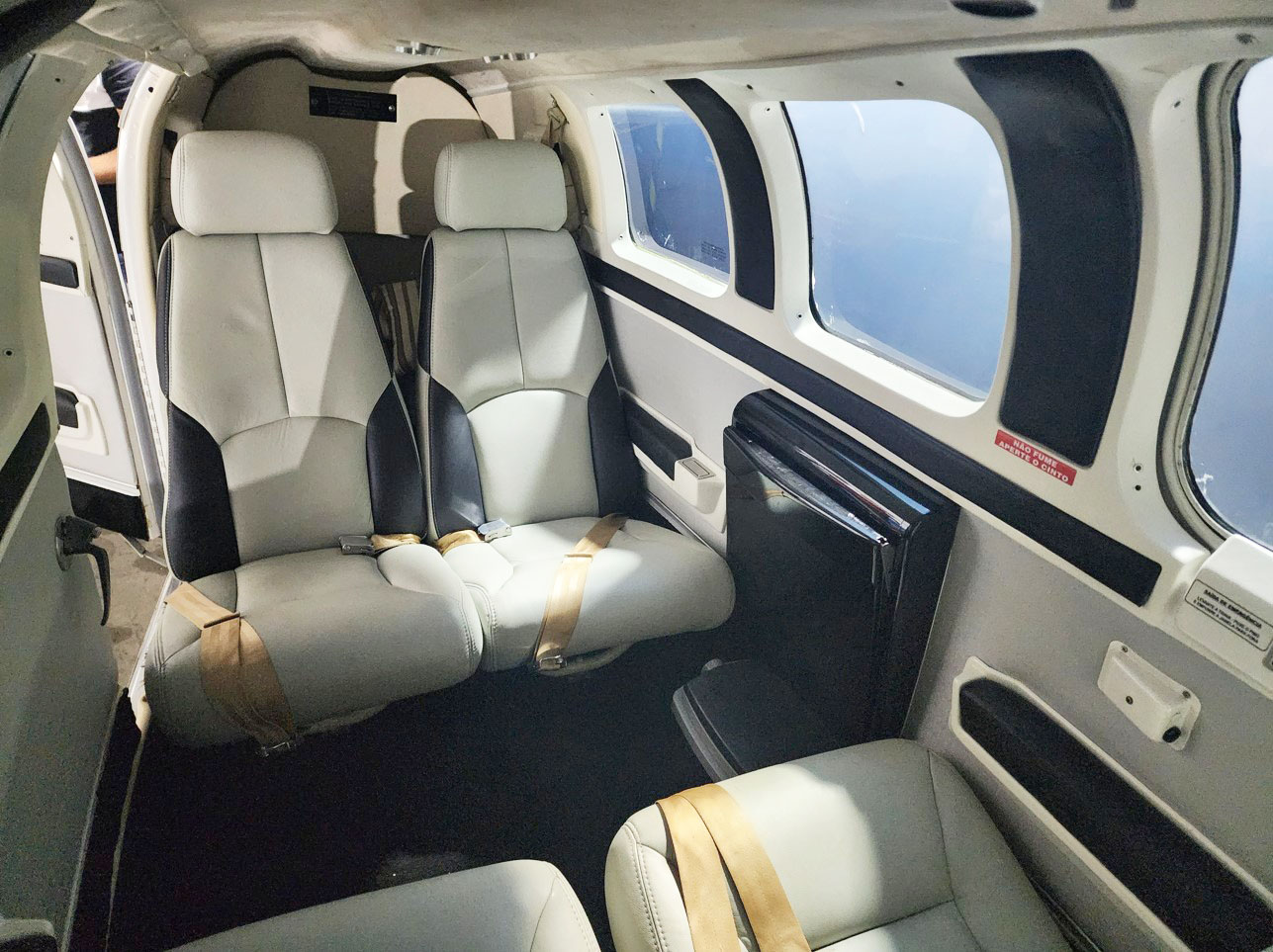 Avião Beechcraft Baron B58 Ano 1984