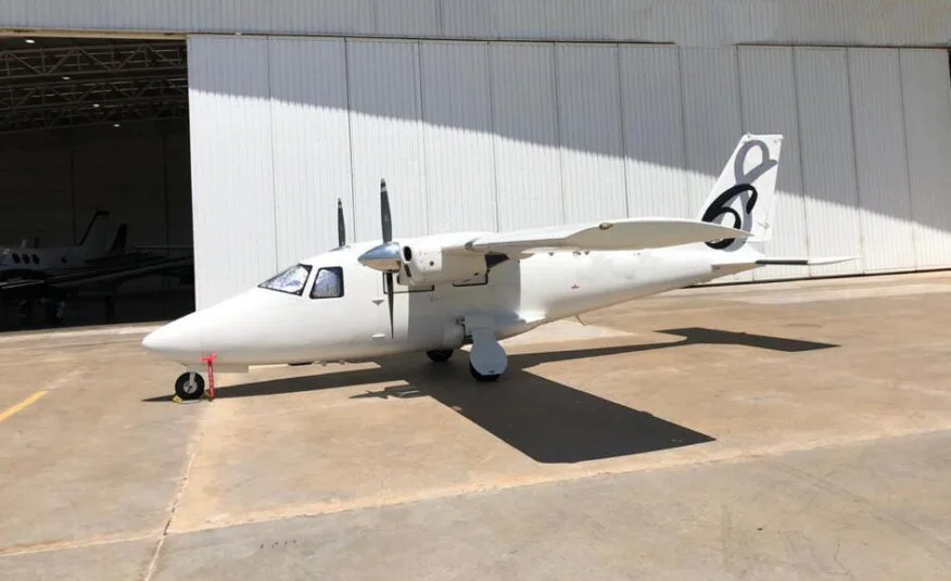 Avião Vulcanair P68R – Ano 2013 – 484 horas totais