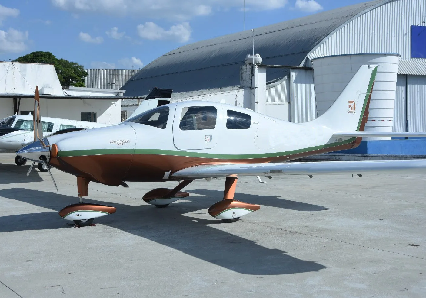 Avião Cessna 350 Corvalis LC42-550FG –  Ano 2007
