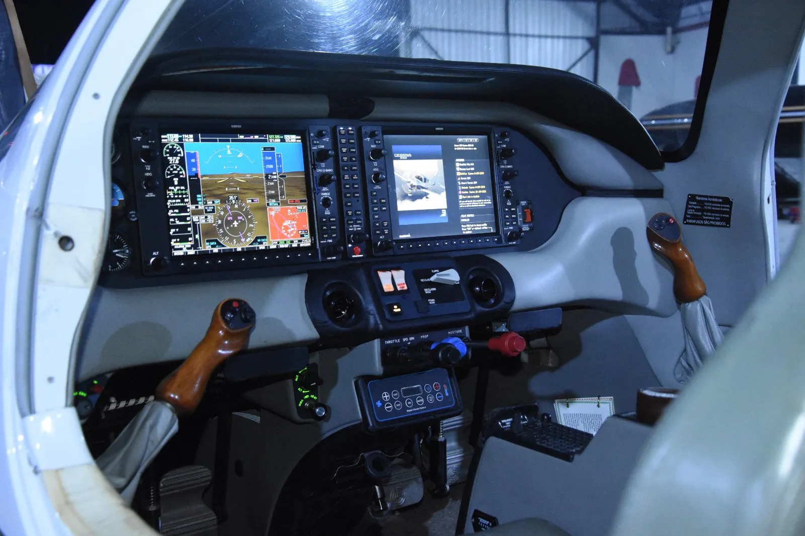 Avião Cessna 350 Corvalis LC42-550FG –  Ano 2007