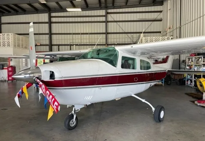 Avião Cessna 210L – Ano 1979 – 6.185 Horas totais