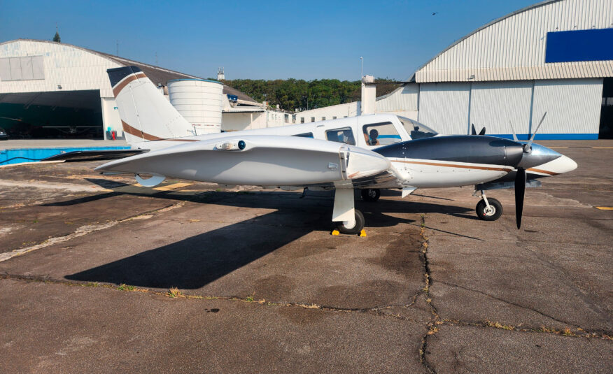 Avião Seneca III EMB-810D – Ano 1994 – 2.568 H.T.