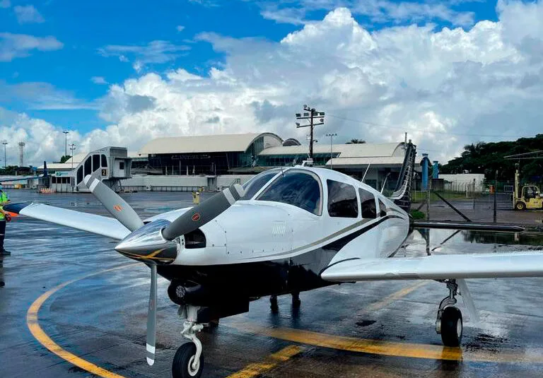 Piper Arrow III PA-28R-201T