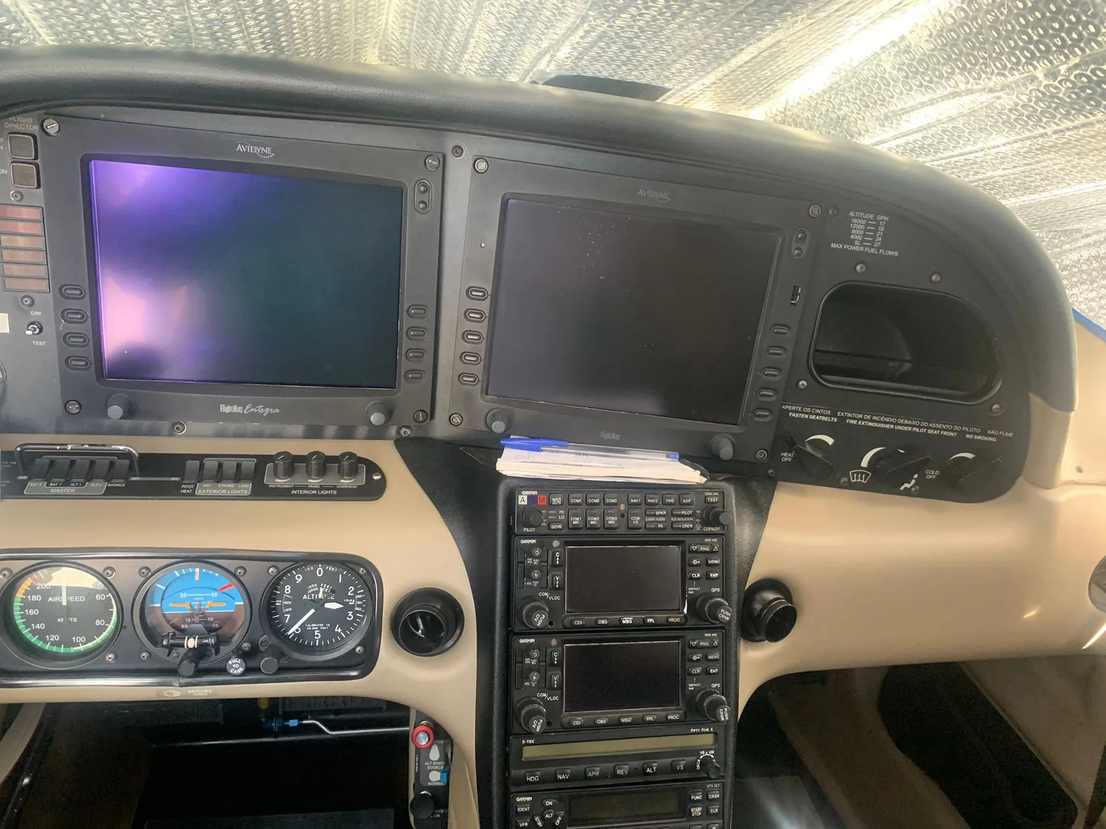 Cirrus SR22 G2 – Ano 2005 – 2.750 Horas Totais