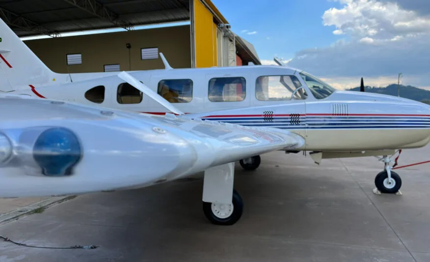 Piper Navajinho PA-31-325 – Year 1975 – 4,872 H.T., photo 9