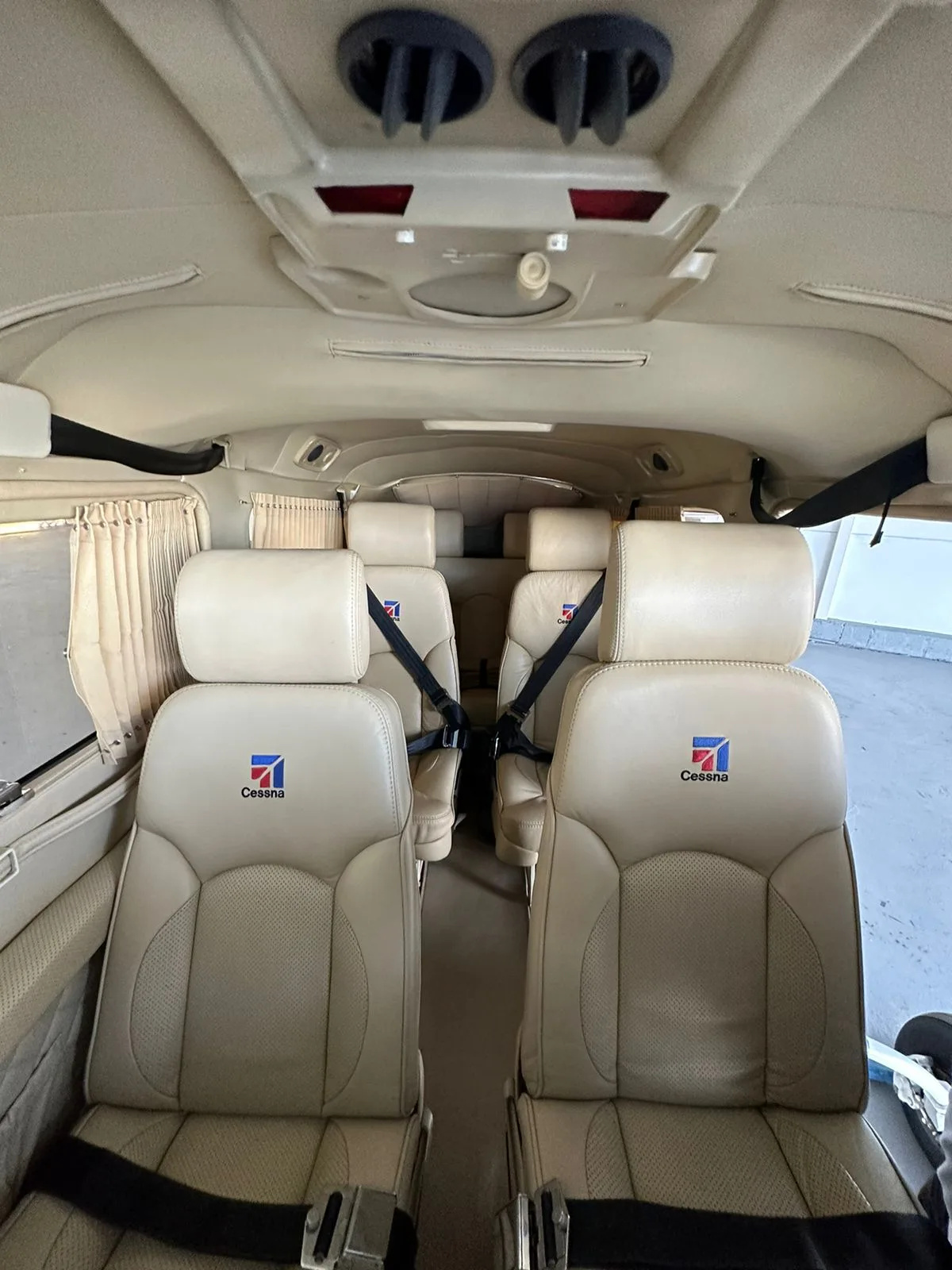Avião Cessna 210N – Ano 1984 – 4.310 horas totais