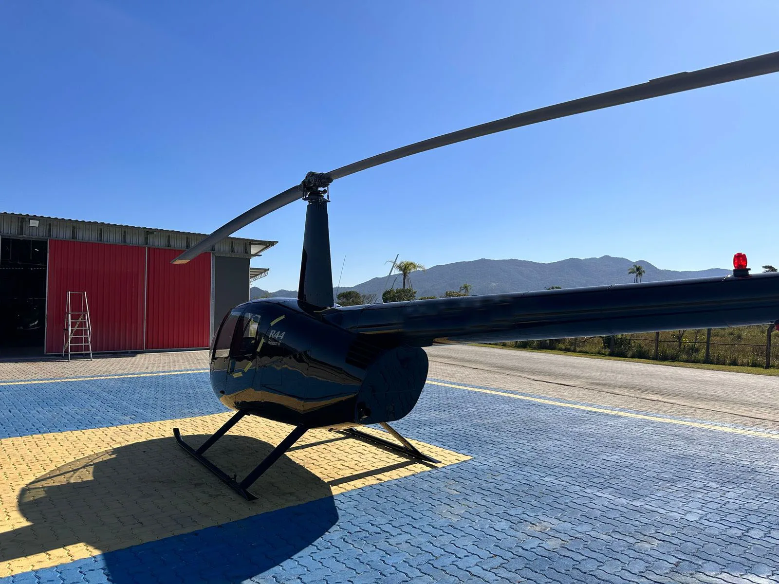 Robinson R44 Raven II – Ano 2006 – 960H.T.