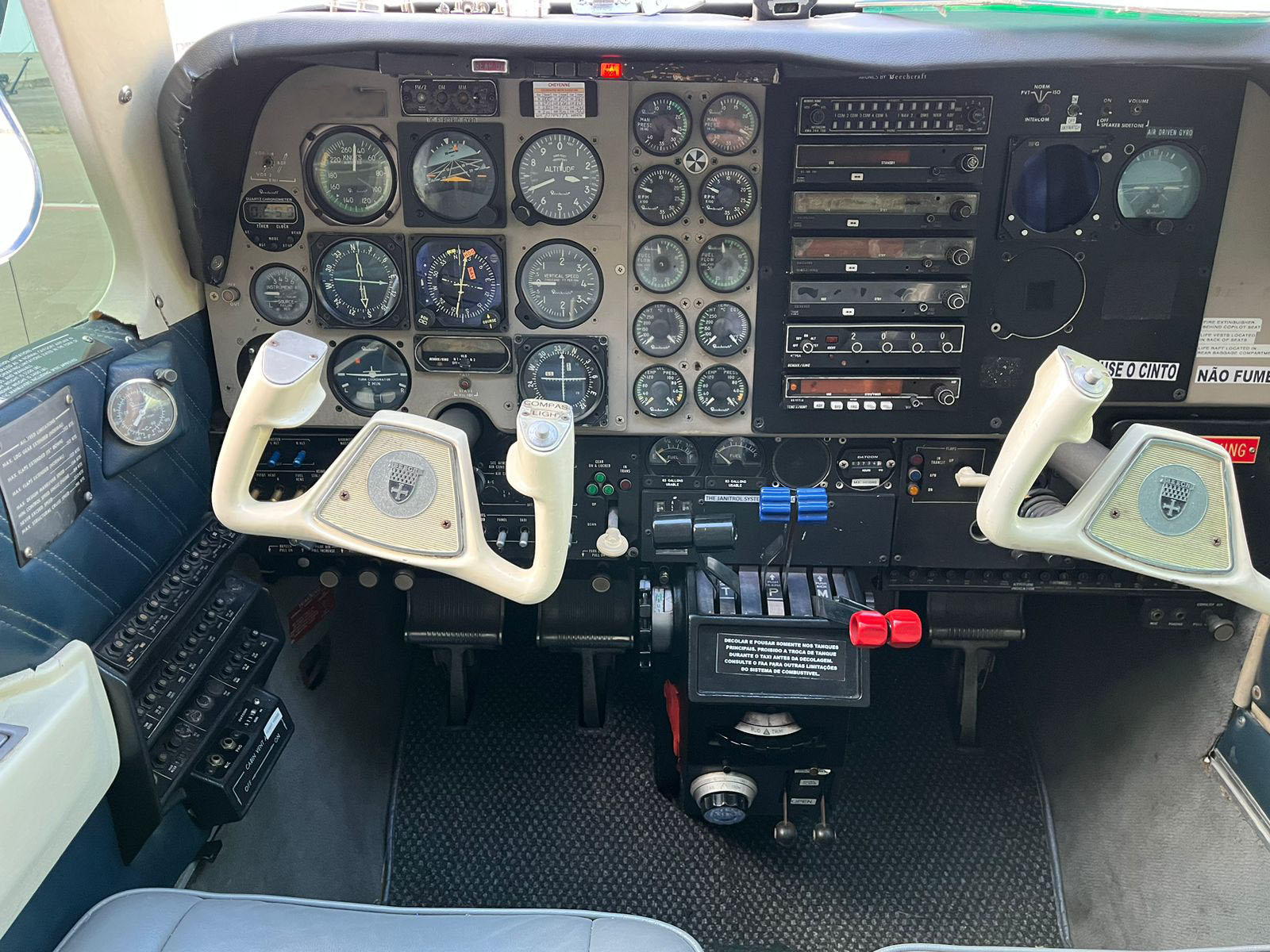 Avião Beechcraft Baron B58 – Ano: 1987 – 1.450 H.T.